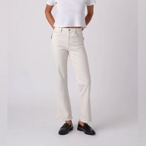 AMO Bella Straight Leg Jeans in White Oak